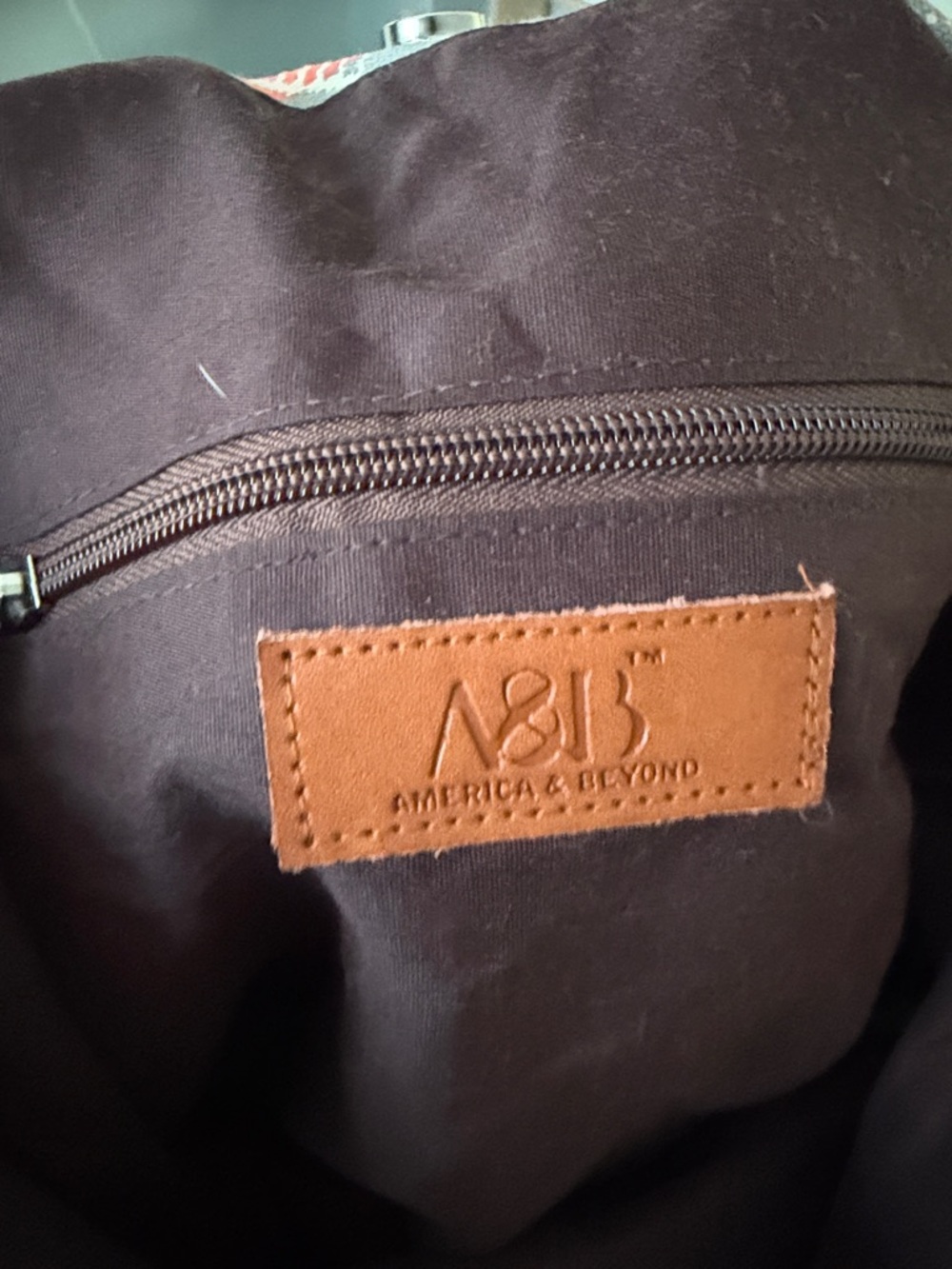 AMERICA & BEYOND Tote Bag - Picture 4 of 7